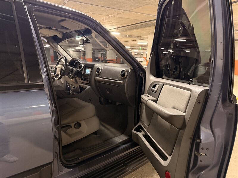 2003 Ford Expedition XLT