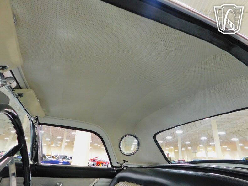 1956 Ford Thunderbird