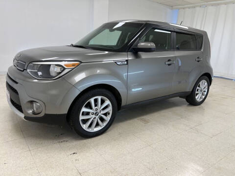 2017 Kia Soul for sale at Kerns Ford Lincoln in Celina OH