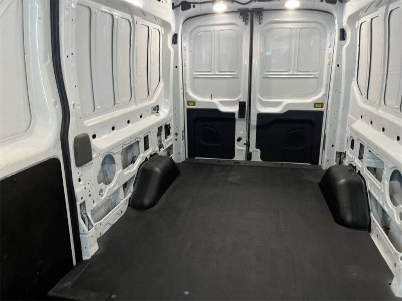 2024 Ford Transit 250