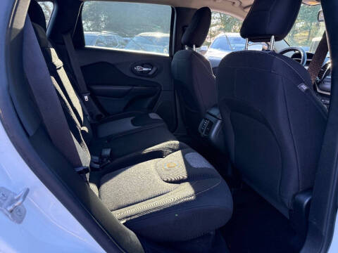 2014 Jeep Cherokee Sport