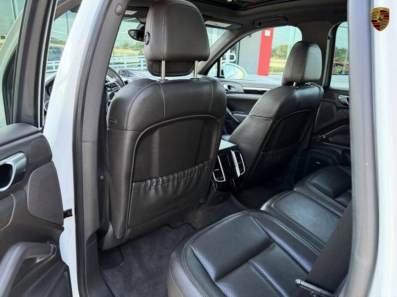 2017 Porsche Cayenne
