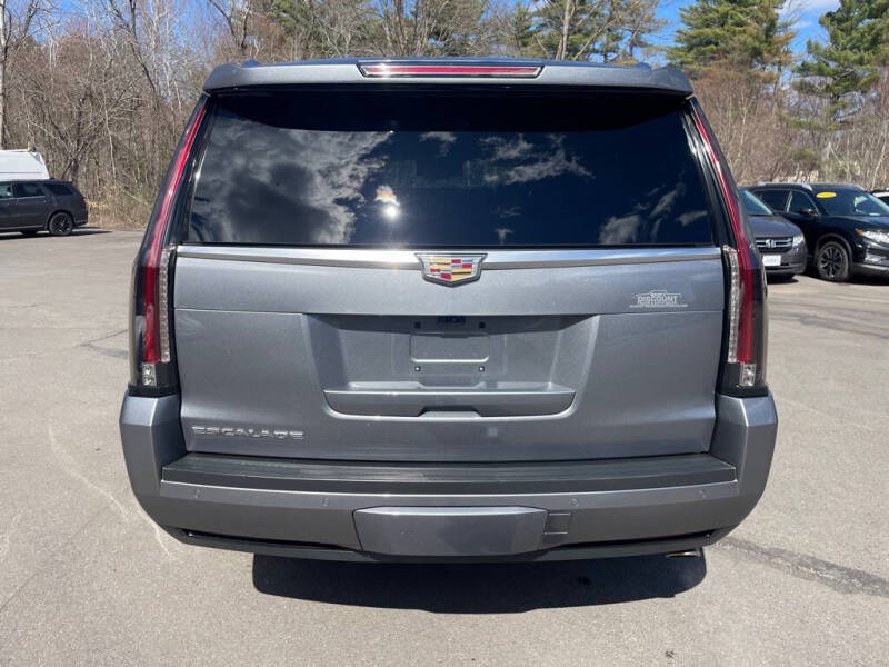 2020 Cadillac Escalade Luxury