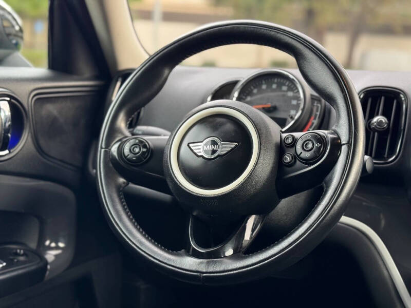 2018 MINI Countryman Plug-in Hybrid Cooper SE ALL4