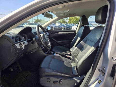 2012 Volkswagen Passat SE PZEV