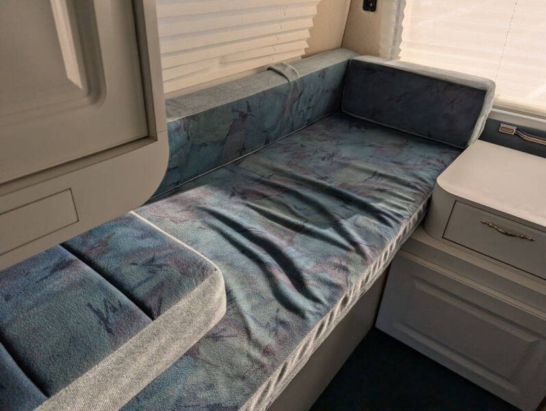 1996 Dodge Ram Van 3500