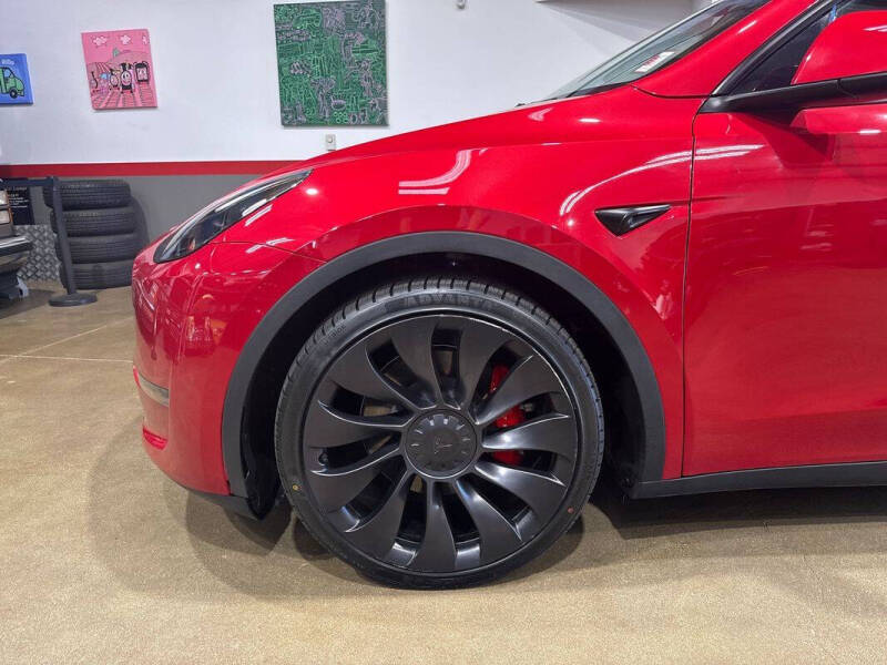2023 Tesla Model Y Performance