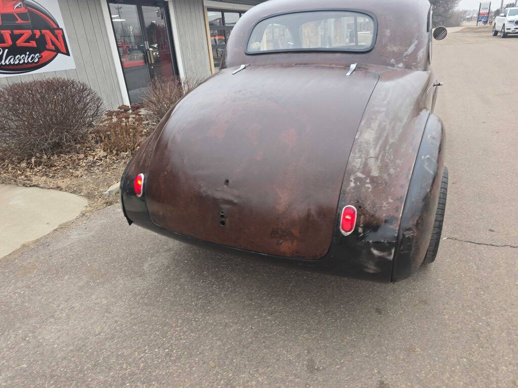 1940 Chevrolet Master Deluxe 61