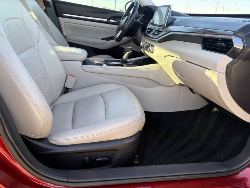 2019 Nissan Altima 2.5 Platinum