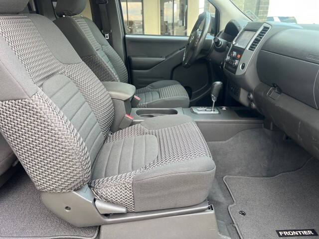 2021 Nissan Frontier SV