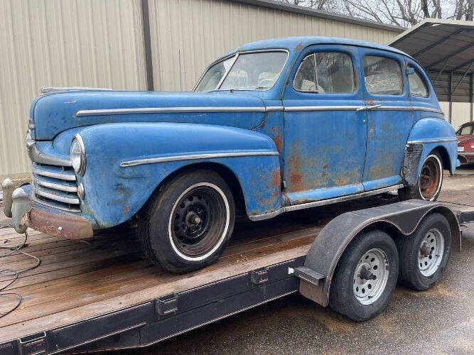 1948 Ford Super Deluxe