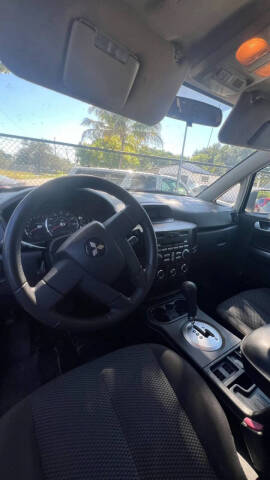 2011 Mitsubishi Endeavor LS