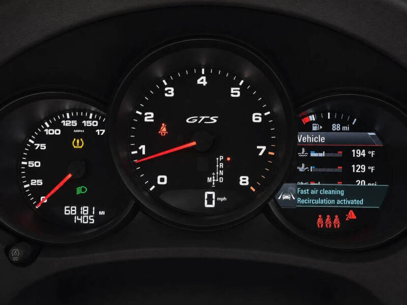 2021 Porsche Macan GTS