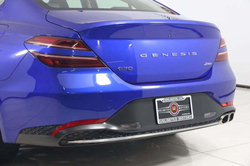2022 Genesis G70