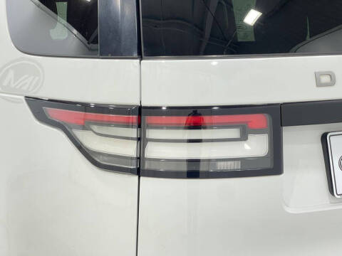 2017 Land Rover Discovery SE