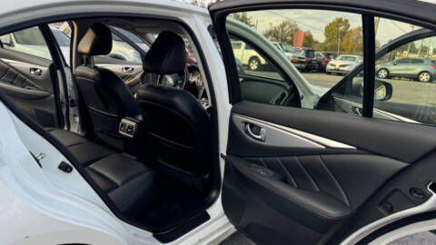 2021 Infiniti Q50 Luxe