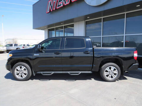 2017 Toyota Tundra Platinum