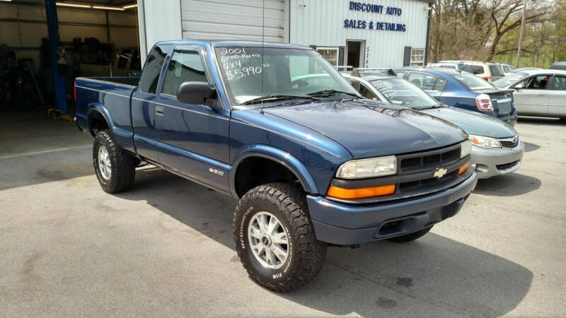 2001 Chevrolet S-10 for sale at DISCOUNT AUTO SALES in Johnson City TN