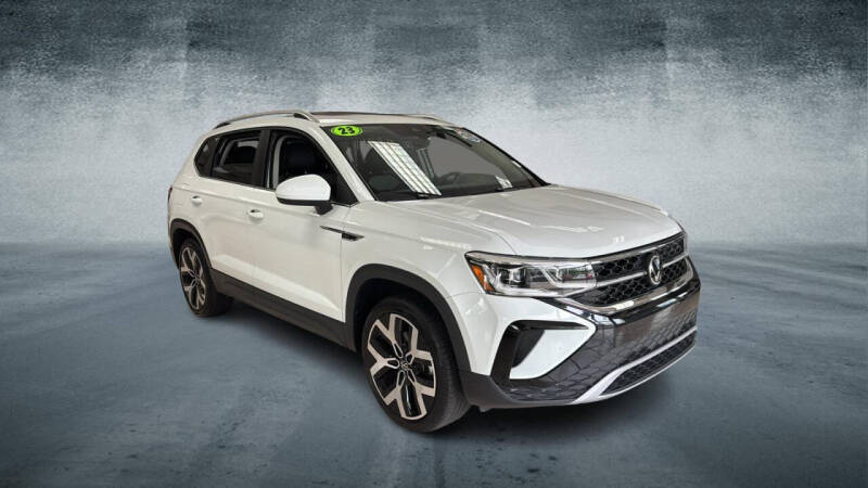 2023 Volkswagen Taos SEL 4Motion