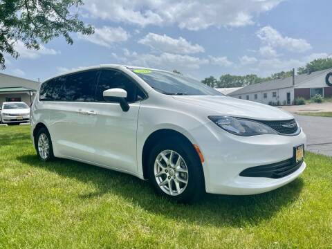 2019 Chrysler Pacifica for sale at Smart Buy Auto Center - Oswego in Oswego IL