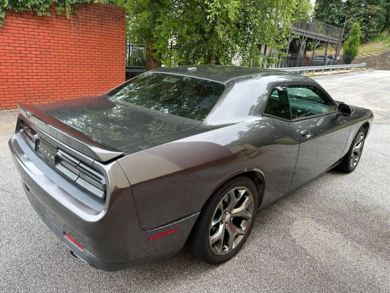 2015 Dodge Challenger SXT