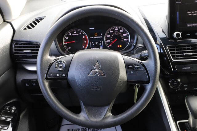 2023 Mitsubishi Eclipse Cross LE