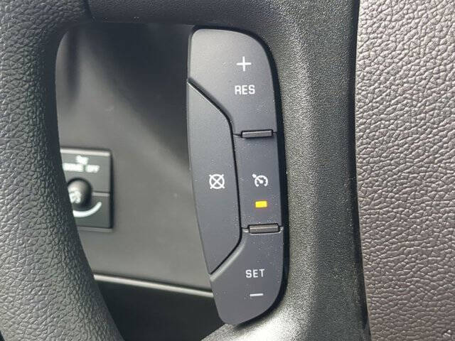 2025 Chevrolet Express 2500