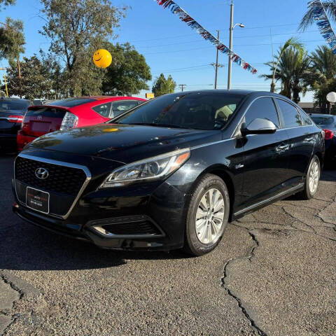 2016 Hyundai SONATA Hybrid for sale at Highend Auto Group in Upland, CA