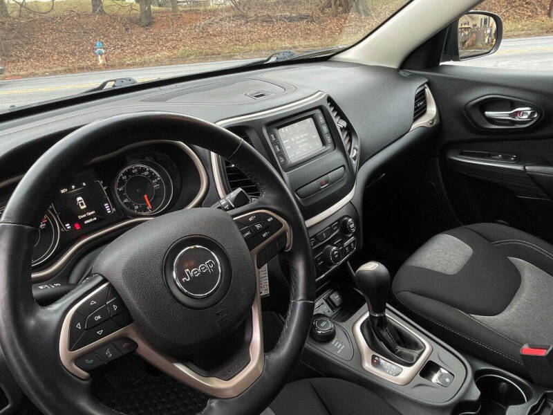 2016 Jeep Cherokee Sport Altitude