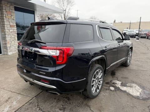2021 GMC Acadia Denali
