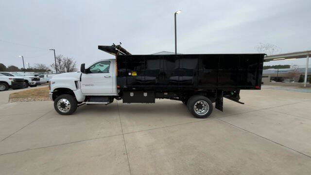 2025 Chevrolet Silverado 6500HD