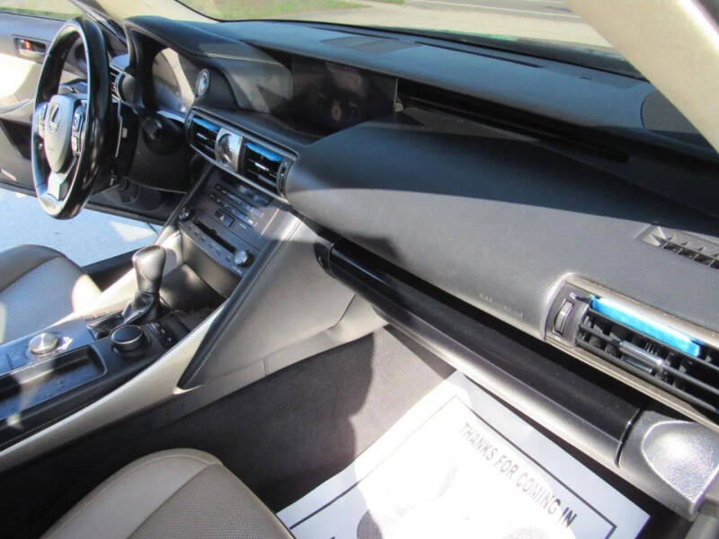 2020 Lexus IS 300