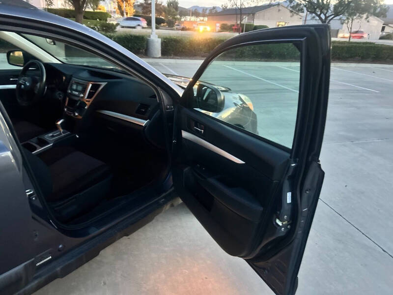 2014 Subaru Outback 2.5i