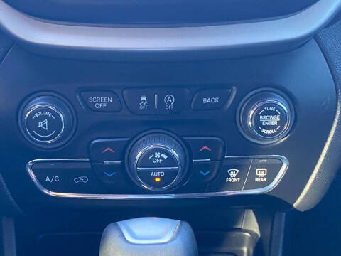 2018 Jeep Cherokee Latitude Plus