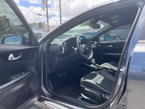 2022 Kia Forte GT Line