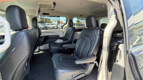 2018 Chrysler Pacifica Touring L