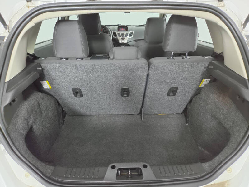 2012 Ford Fiesta SE