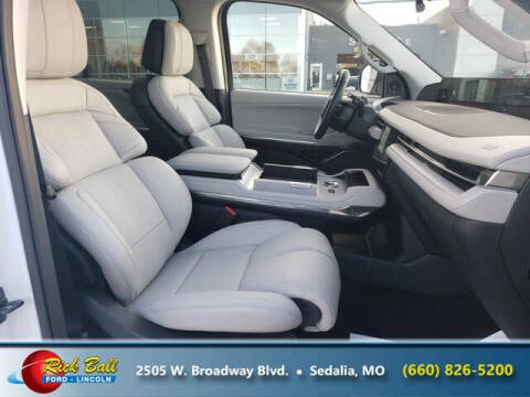 2025 Lincoln Navigator Reserve