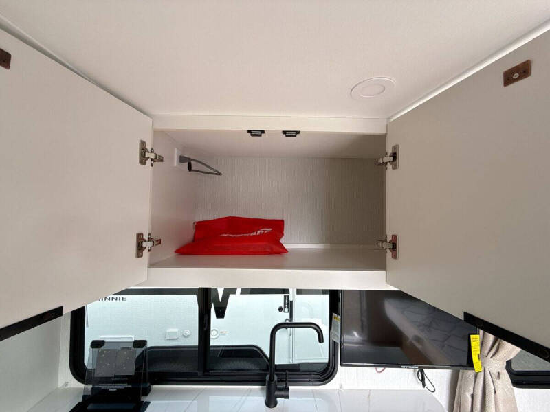2026 Winnebago Micro Minnie