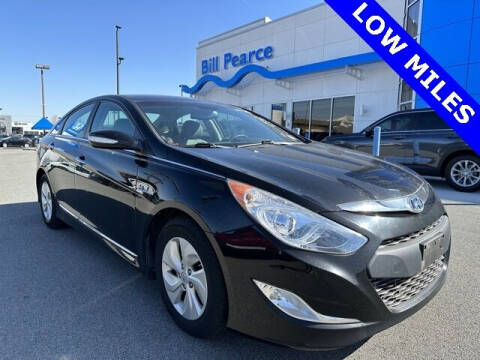 2015 Hyundai Sonata Hybrid for sale at Bill Pearce Honda - Irina in Reno NV