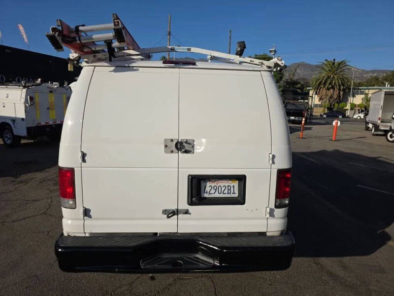 2011 Ford E-Series E-350 SD