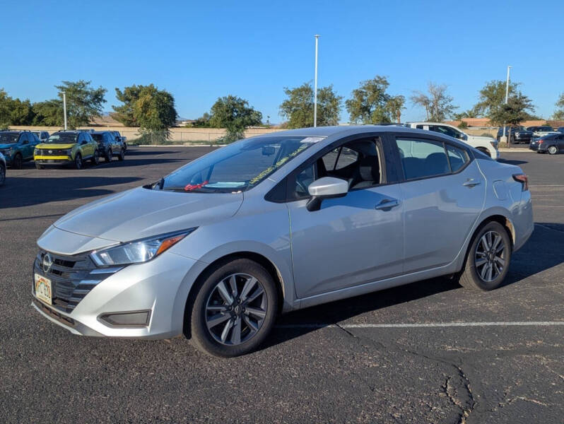 2023 Nissan Versa SV