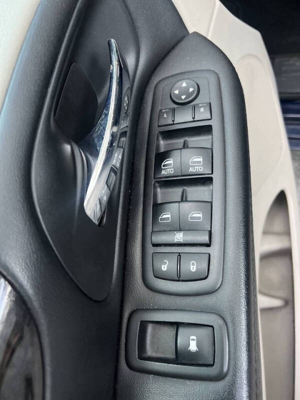 2016 Dodge Grand Caravan SXT