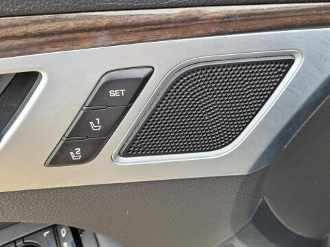 2015 Hyundai Genesis