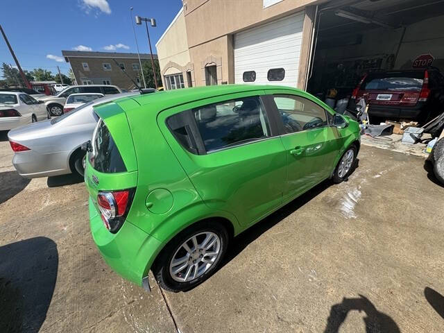 2014 Chevrolet Sonic LT Manual