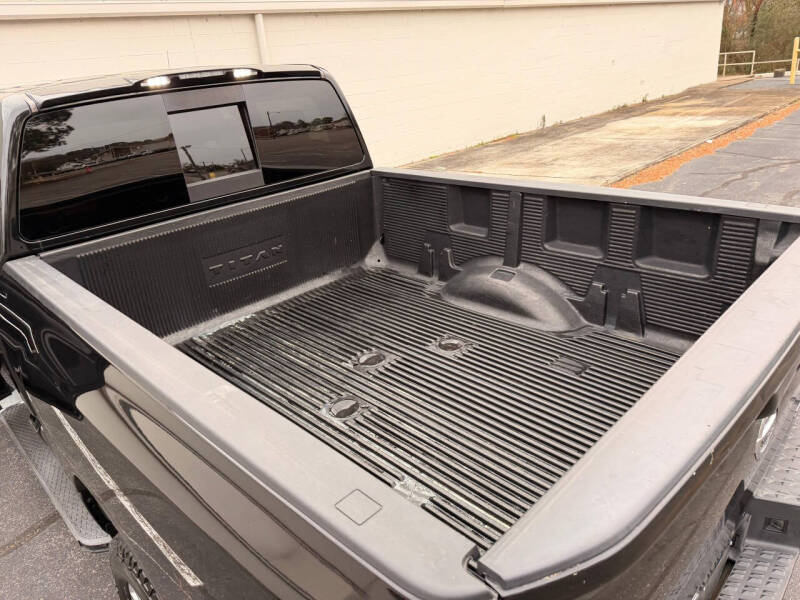 2017 Nissan Titan XD SV