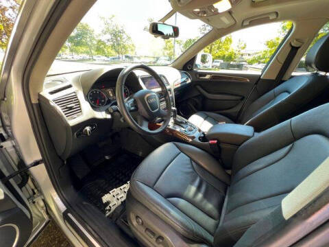 2012 Audi Q5 2.0T quattro Premium Plus