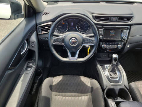 2020 Nissan Rogue
