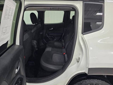 2023 Jeep Renegade Trailhawk