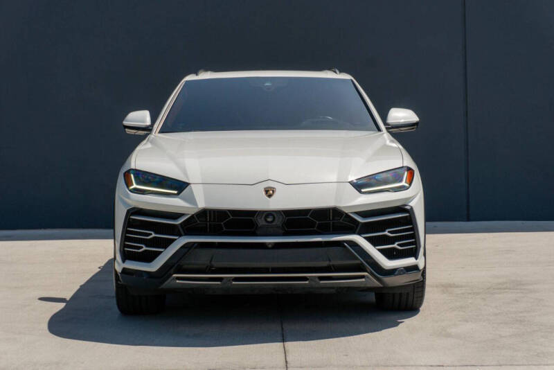 2020 Lamborghini Urus